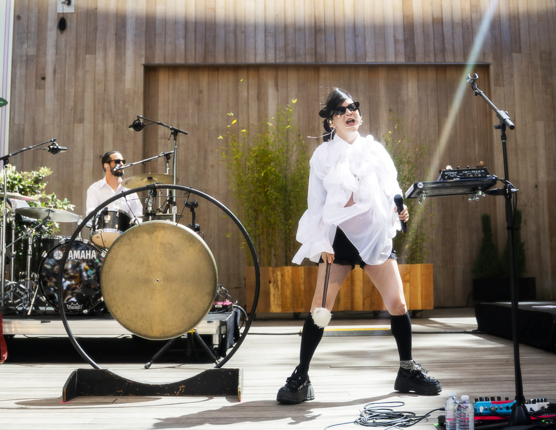 Juliette Lewis Talks Artistic Past, Future Deep, and Inspires Us